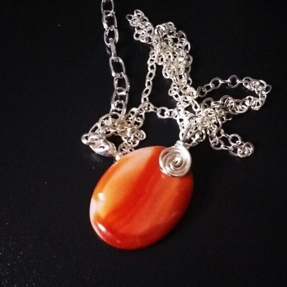 Banded Agate Necklace 22" ~ Juicy Orange Tangerine Cantaloupe Melon Hues - Picture 2 of 7